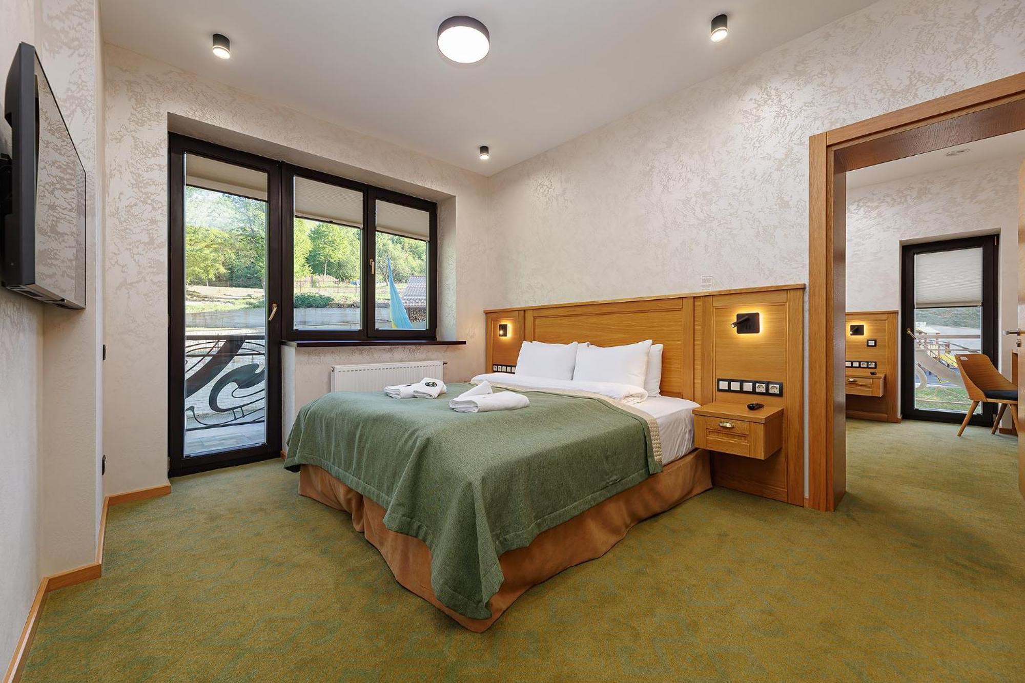 Molfar Resort Hotel & Spa Карпати Shaian Exterior photo